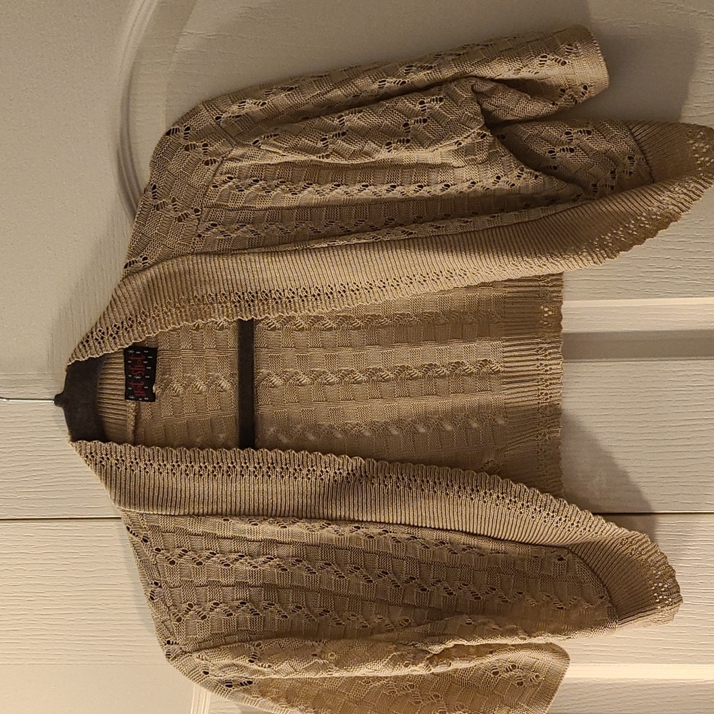 Crochet short sweater